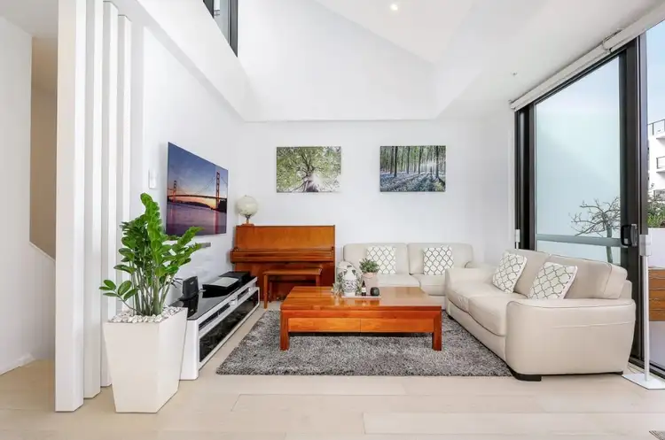 Third view of Homely apartment listing, N1010/659-669 Gardeners Road, Mascot NSW 2020