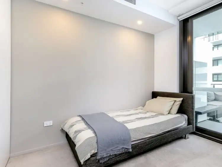 Fifth view of Homely apartment listing, N1010/659-669 Gardeners Road, Mascot NSW 2020