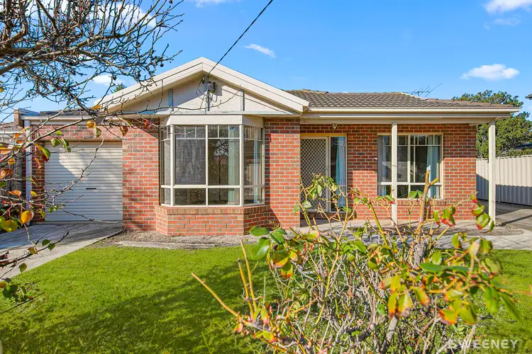 1/26 Bracken Grove, Altona VIC 3018