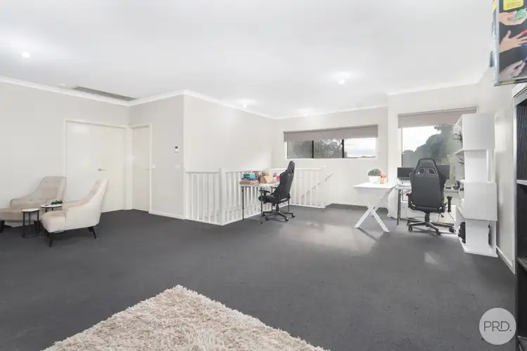 Fifth view of Homely house listing, 8 Lucia Crescent, Mount Clear VIC 3350
