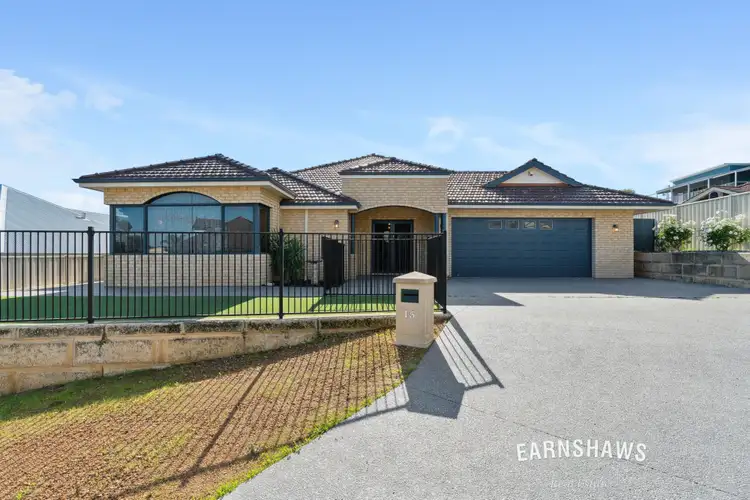 15 Willoughby Way, Swan View WA 6056