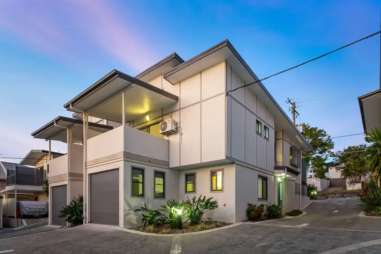 3/51 Daniells Street, Carina QLD 4152