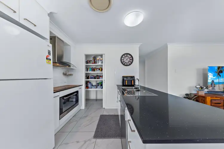 Sixth view of Homely house listing, 8 Vector Court, Cannon Valley QLD 4800