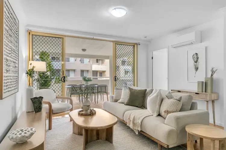 22/38 Vincent Street, Indooroopilly QLD 4068