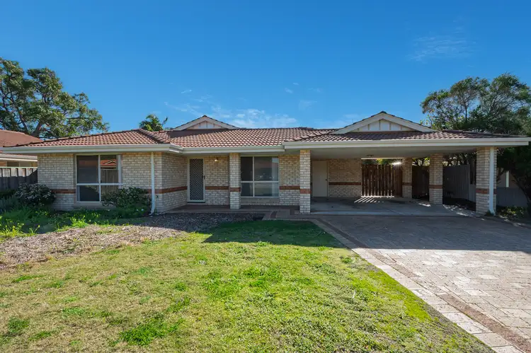 15B HASSELL CRESCENT