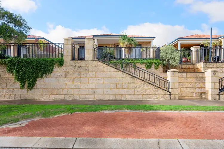 53 Batavia Avenue, Wannanup WA 6210