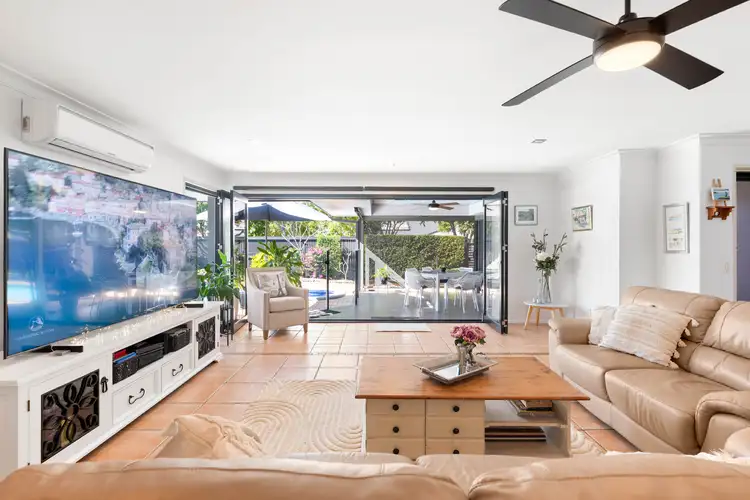 Sixth view of Homely house listing, 1 Mcilwraith Avenue, Sorrento QLD 4217