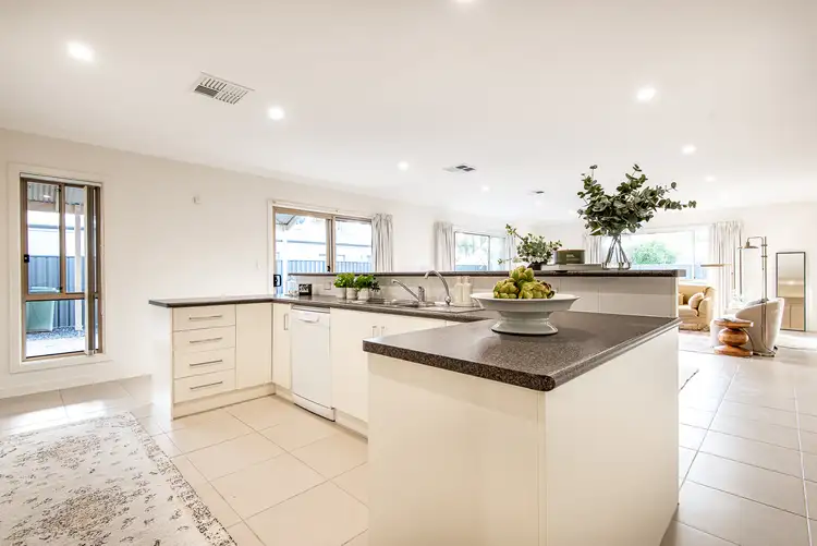 Fifth view of Homely house listing, 2 Federation Drive, Naracoorte SA 5271