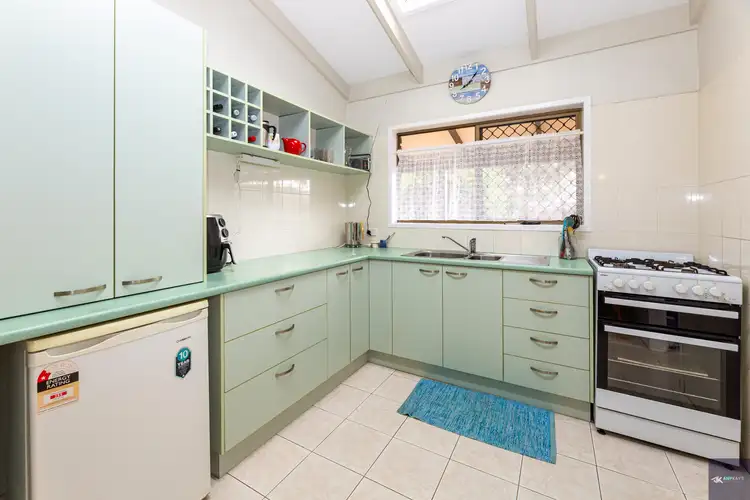 Sixth view of Homely unit listing, 2/2 Grey Street, Burnett Heads QLD 4670
