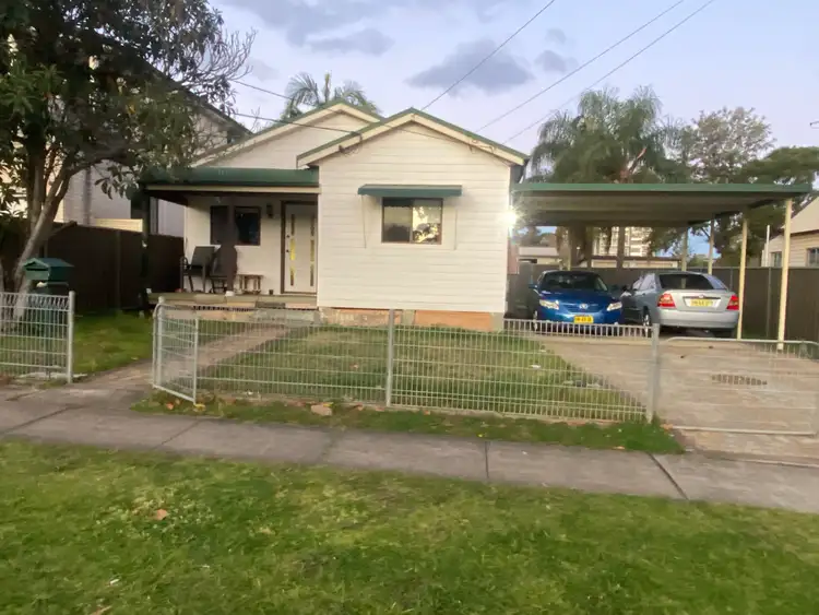 5 Memphis Street