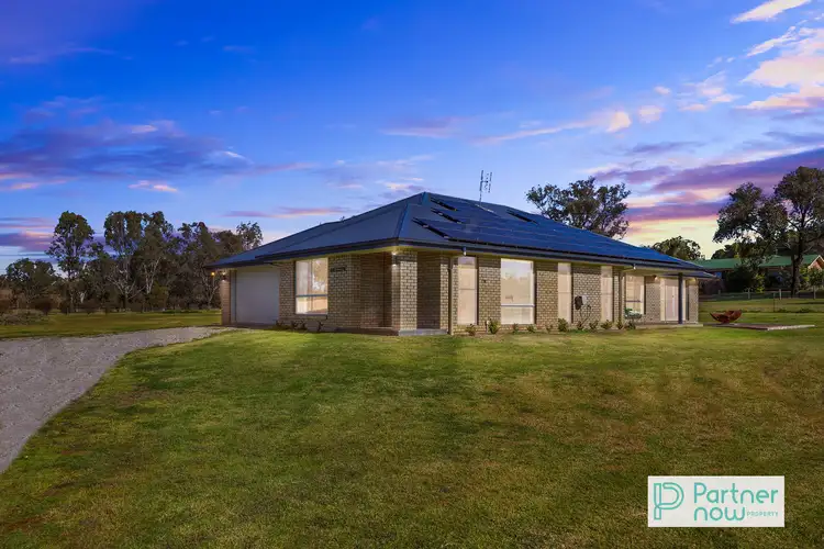51 Spains Lane, Tamworth NSW 2340