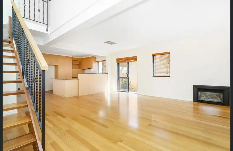 1C Richardson Avenue