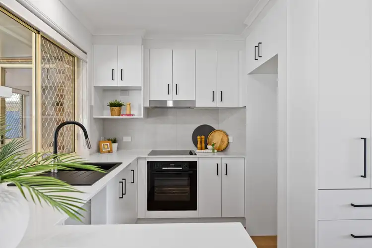 Sixth view of Homely townhouse listing, 4/71 Queen Street, Cleveland QLD 4163