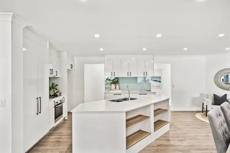 Second view of Homely house listing, 19 Oak Hill Crescent, Parkwood QLD 4214