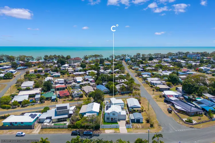 7 VIEW STREET, Torquay QLD 4655