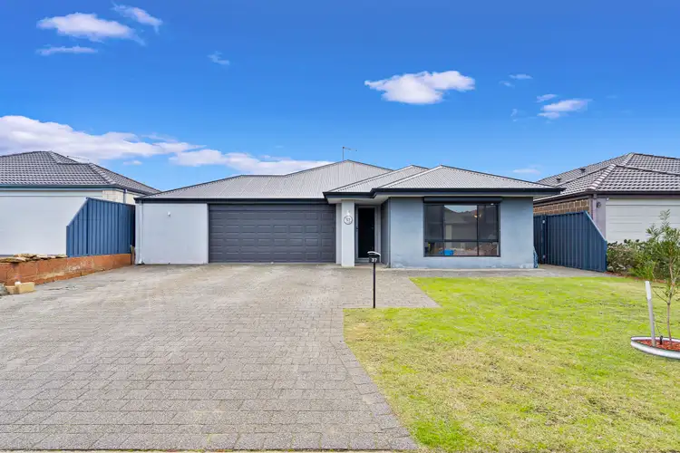 37 Primrose Loop, Byford WA 6122