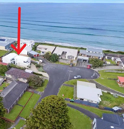 8 Moyne Crt, Port Fairy VIC 3284