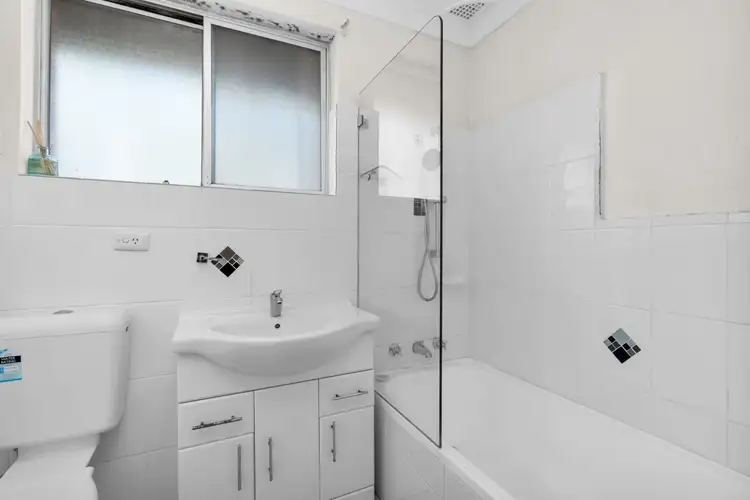 Fifth view of Homely unit listing, 31/15 O'Sullivan Road, Leumeah NSW 2560