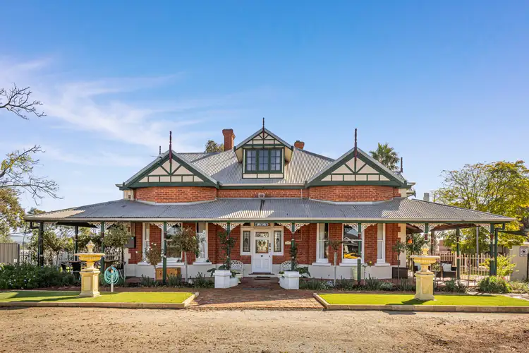 15 Gillett Road, Northam WA 6401