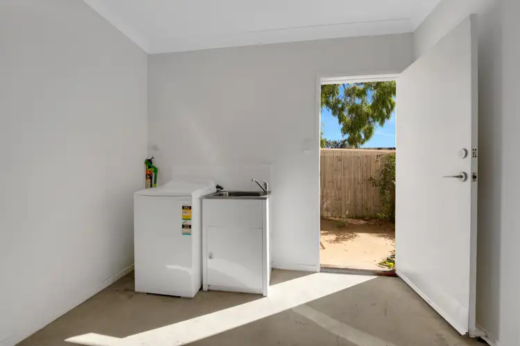Fifth view of Homely unit listing, 19/7 View Street, West Gladstone QLD 4680