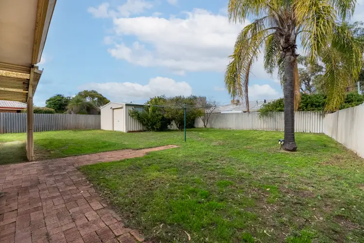15 Voyager Court, Cooloongup WA 6168