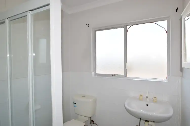Second view of Homely unit listing, 4/29 Off Street, Gladstone Central QLD 4680