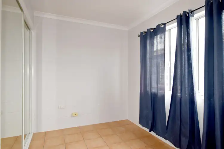 Third view of Homely unit listing, 4/29 Off Street, Gladstone Central QLD 4680