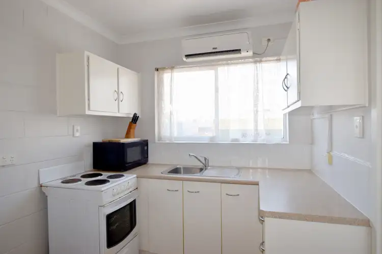 Fifth view of Homely unit listing, 4/29 Off Street, Gladstone Central QLD 4680
