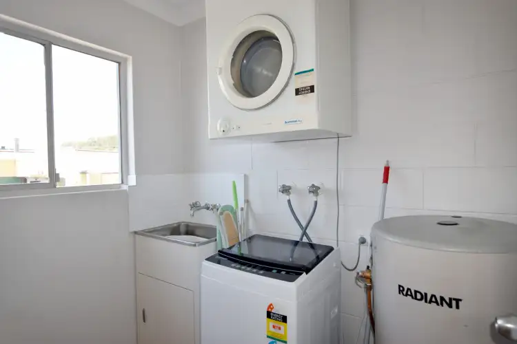 Sixth view of Homely unit listing, 4/29 Off Street, Gladstone Central QLD 4680
