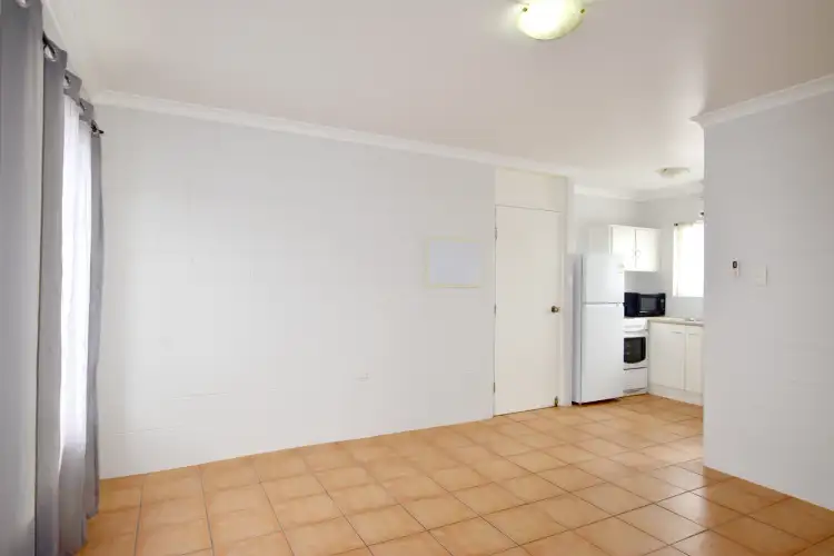 Seventh view of Homely unit listing, 4/29 Off Street, Gladstone Central QLD 4680
