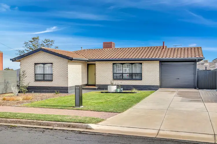 Second view of Homely house listing, 5 Johnson Crescent, Port Noarlunga SA 5167