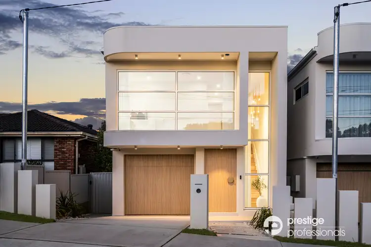 28A Ikara Crescent, Moorebank NSW 2170