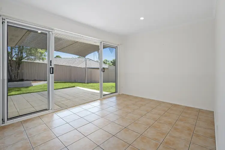 Sixth view of Homely house listing, 10 Dearne Place, Carrara QLD 4211