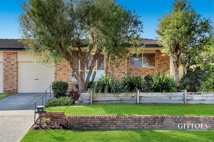 2/34 Dalgety Crescent, Green Point NSW 2251