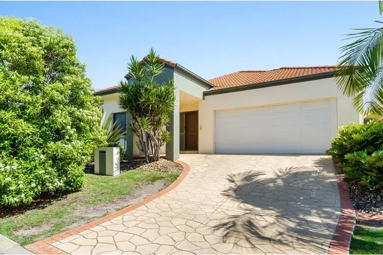 33 Majorca Crescent, Varsity Lakes QLD 4227
