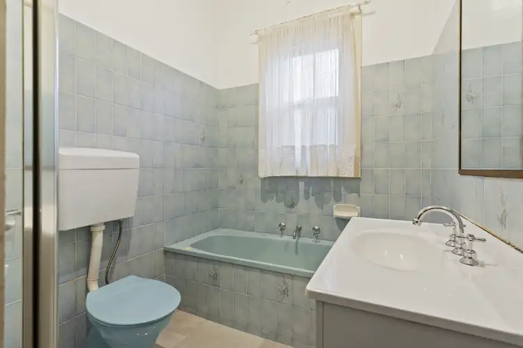 Fourth view of Homely unit listing, 1/9 Yarrbat Avenue, Balwyn VIC 3103