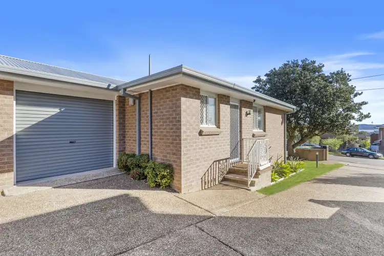 Fifth view of Homely villa listing, 1/60 Fraser Road, Long Jetty NSW 2261