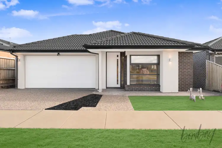 19 Bearing Street, Donnybrook VIC 3064