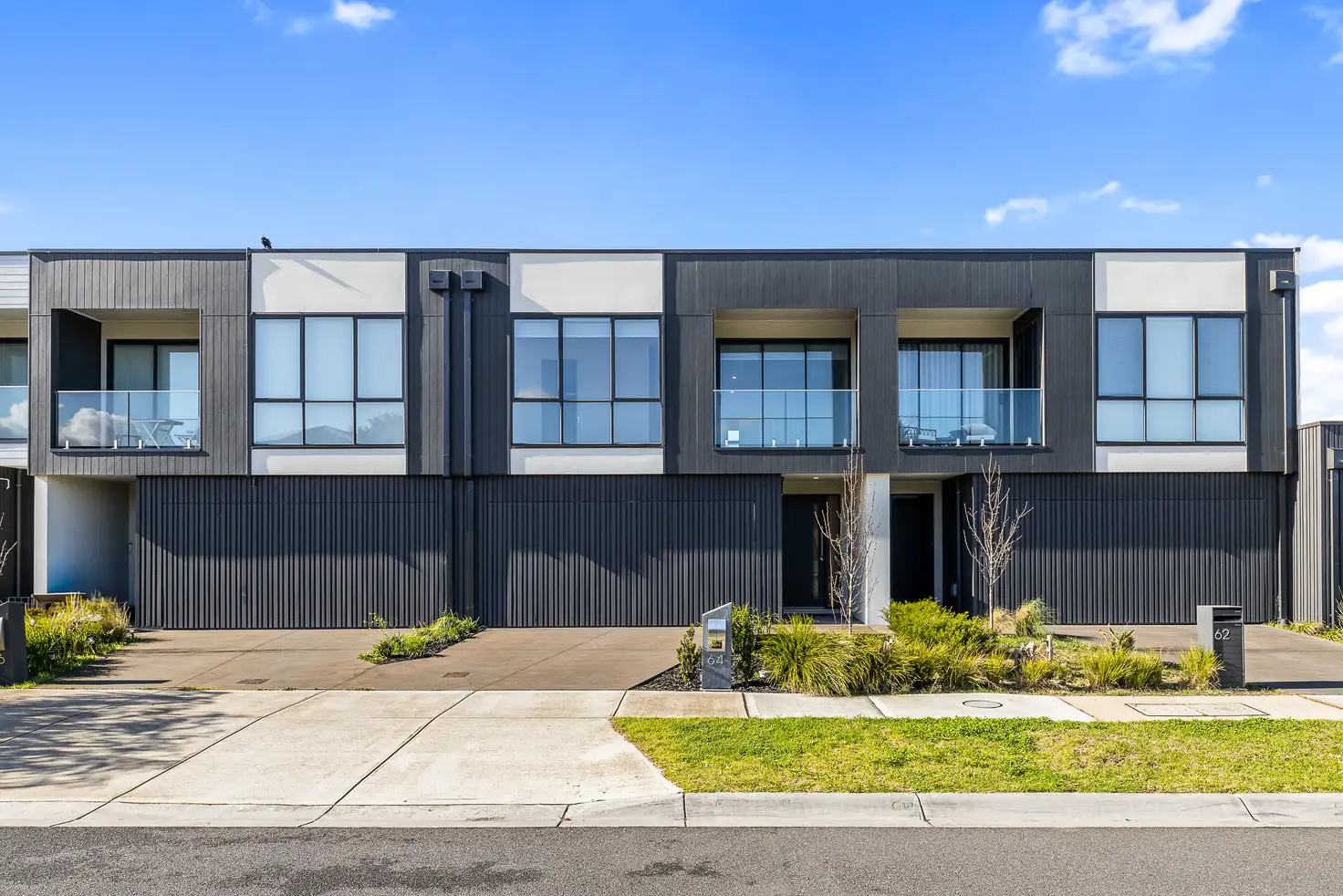 Main view of Homely townhouse listing, 64 Ironwood Avenue, Cranbourne North VIC 3977