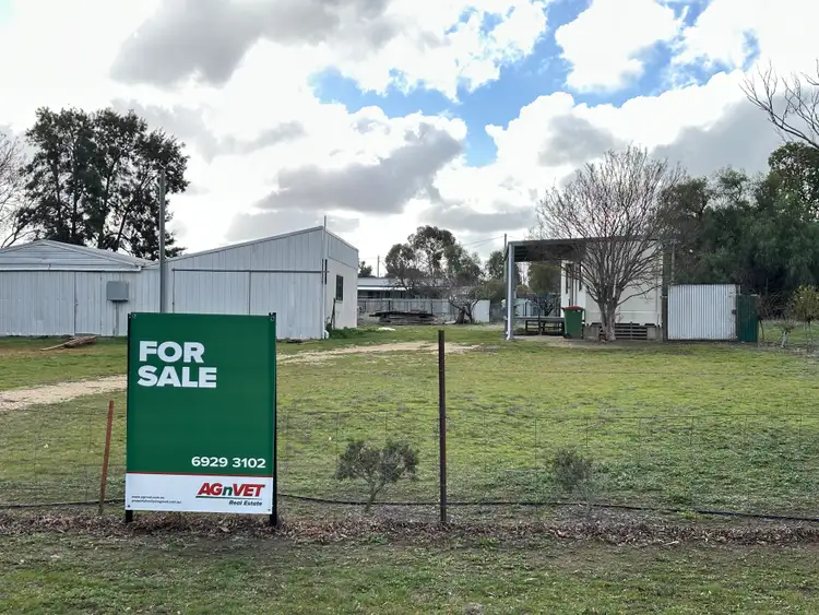 22 Rosler Parade, Henty NSW 2658