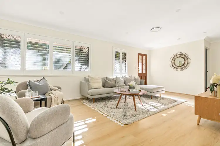 80 Glengarry Road, Keperra QLD 4054