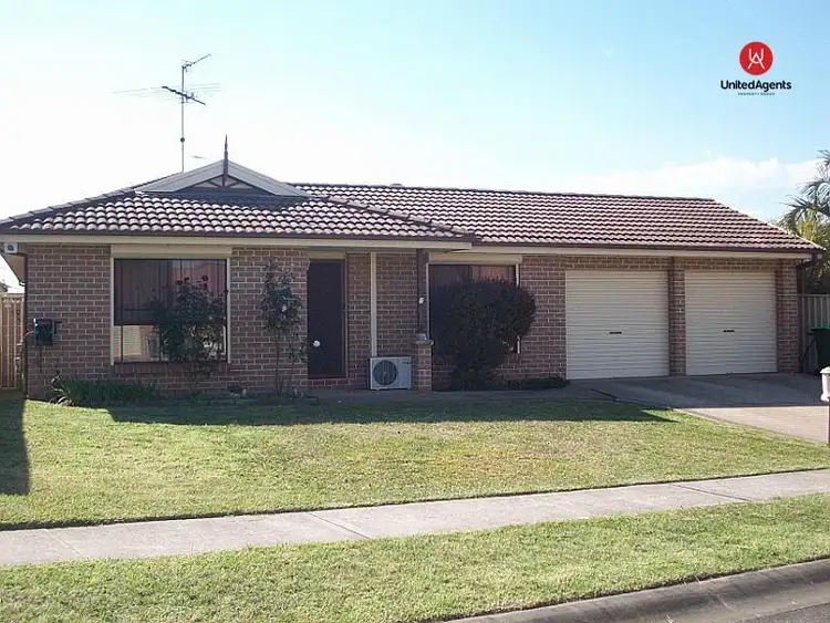 7 Woolgoolga Avenue, Hoxton Park NSW 2171