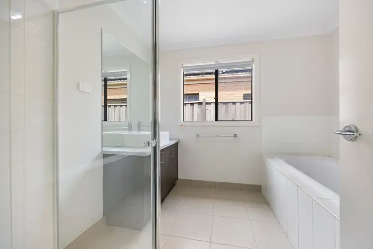 Fifth view of Homely house listing, 46 Bimberry Circuit, Clyde VIC 3978
