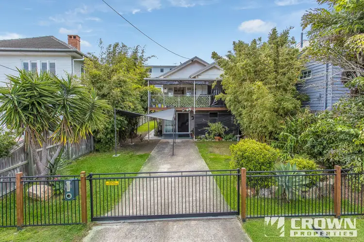 Main view of Homely unit listing, 1/11 Webb Street, Margate Beach QLD 4019