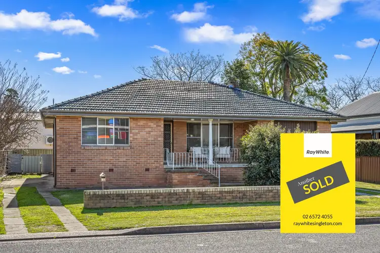 52 Castlereagh Street, Singleton NSW 2330
