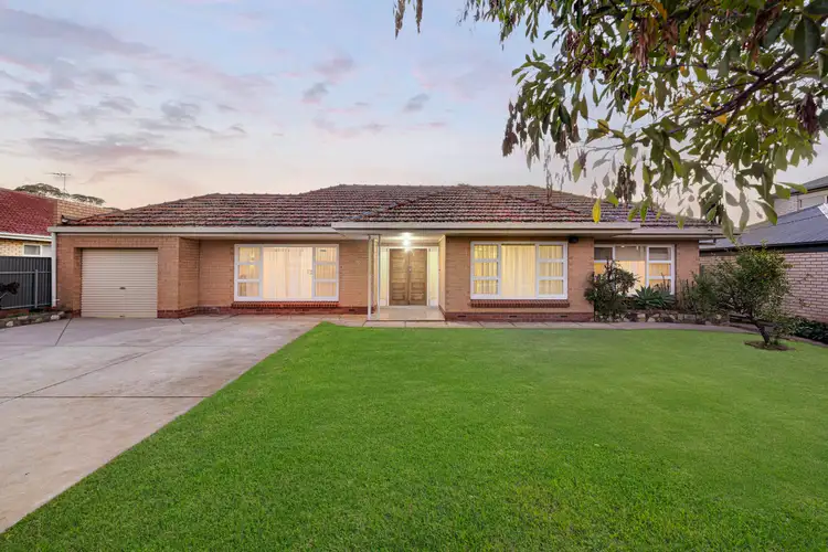 24 Sandra Avenue, Rostrevor SA 5073