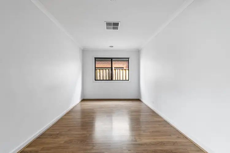 Fifth view of Homely house listing, 29 Limonium Crescent, Lyndhurst VIC 3975
