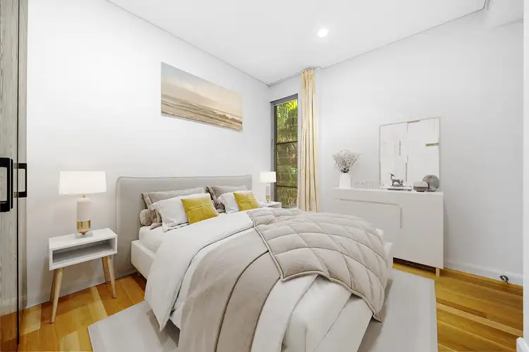 Fifth view of Homely apartment listing, 2/10 Court Road, Double Bay NSW 2028