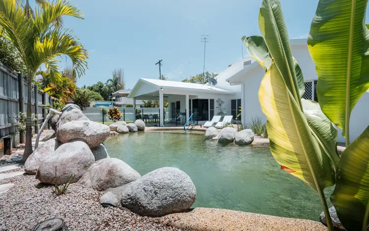 61 Reef Street, Port Douglas QLD 4877