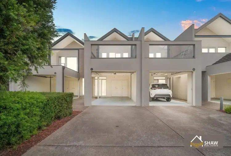 34/9 Greg Norman Drive, Sanctuary Lakes VIC 3030